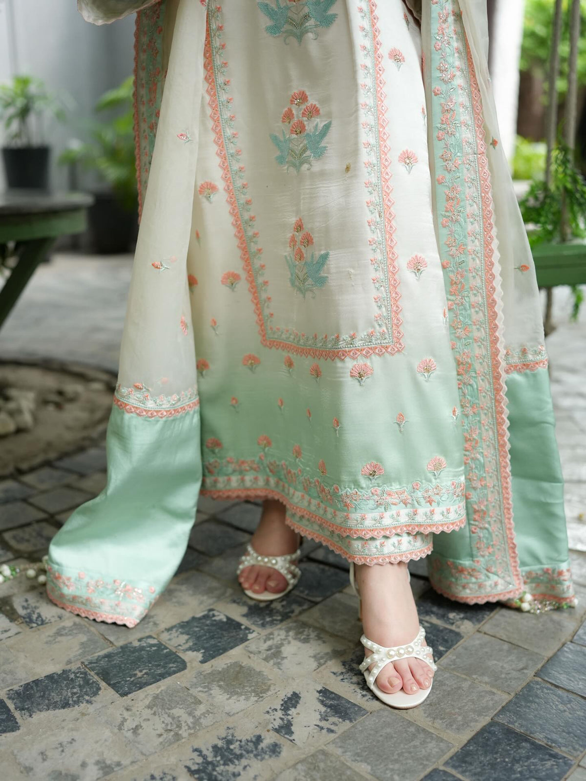 ANEELAS - 3PC SHAMOZ SILK FESTIVE EMBROIDERED ORGANZA DUPATTA - RG36