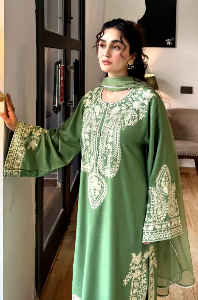 BATIK 3-PIECE LAWN EMBROIDERED SUIT WITH EMBROIDERED DUPATTA & TROUSER