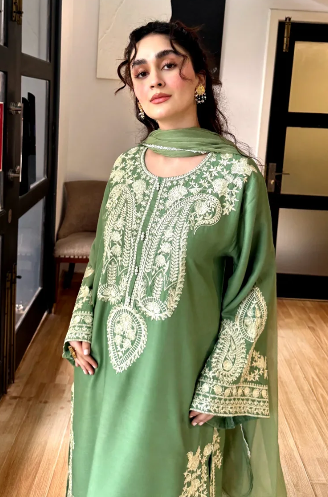 BATIK 3-PIECE LAWN EMBROIDERED SUIT WITH EMBROIDERED DUPATTA & TROUSER