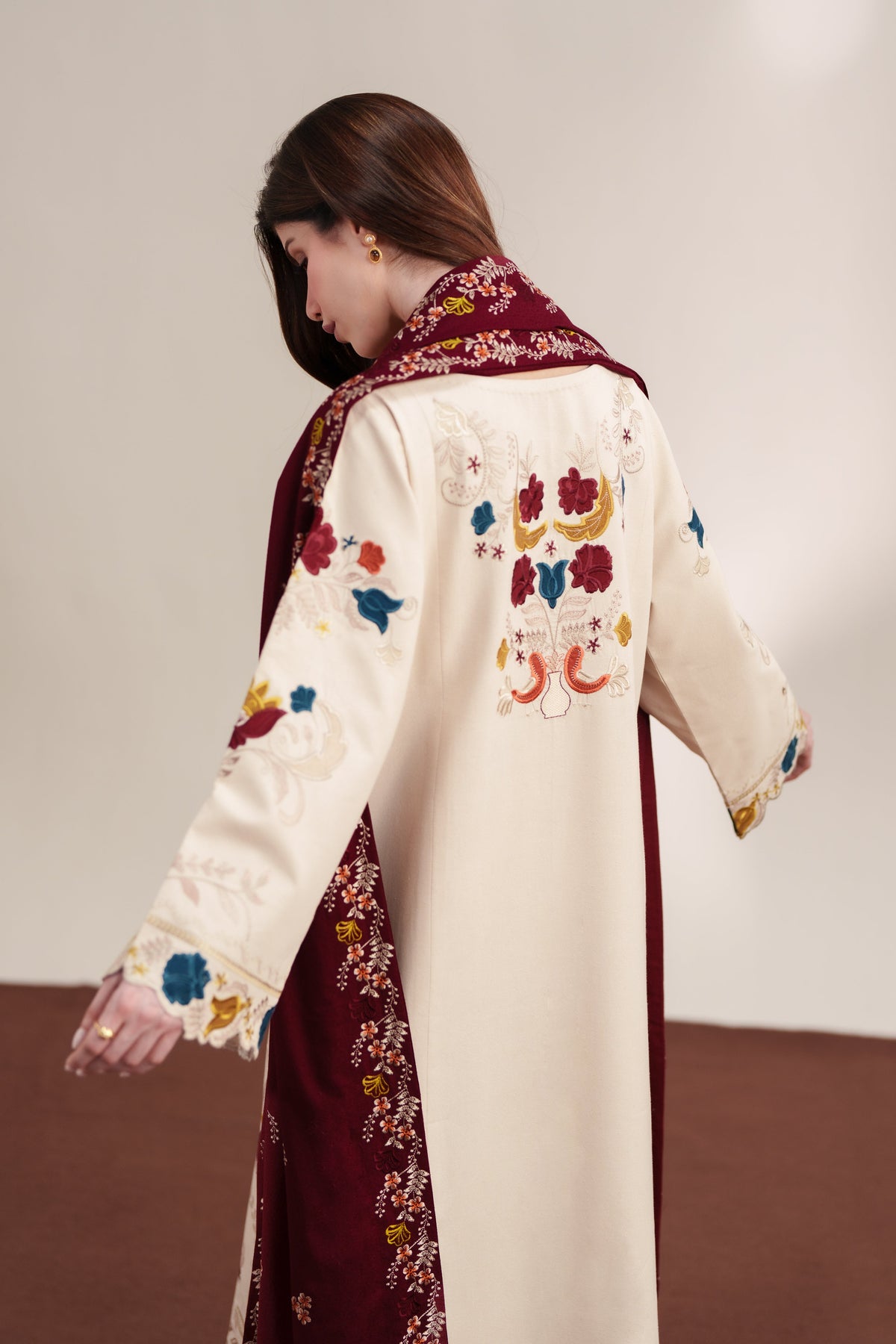 ZAIB PREMIUM WINTER EMBROIDERED 3 PC SUIT WITH EMBROIDERED SHAWL
