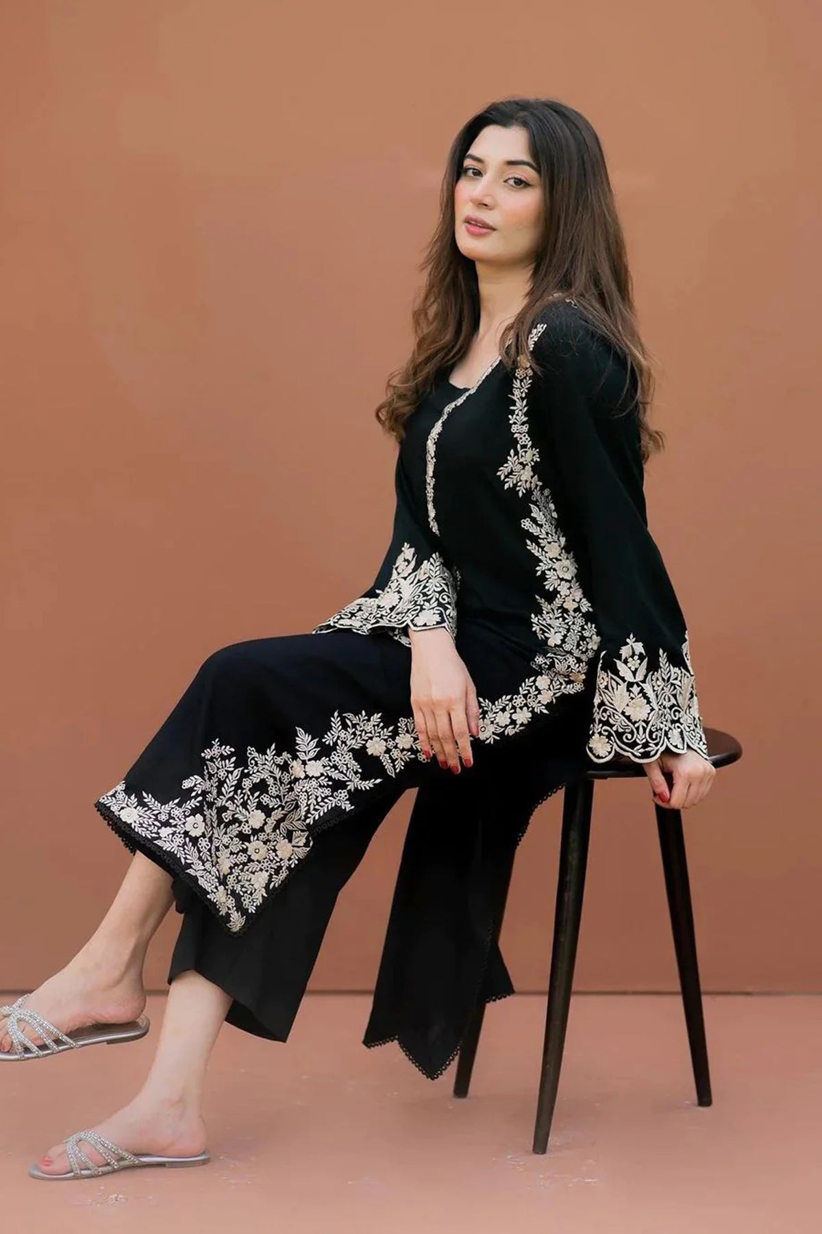 LAJWANTI 2-PIECE LAWN EMBROIDERED SHIRT WITH ELEGANT EMBROIDERED SLEEVES